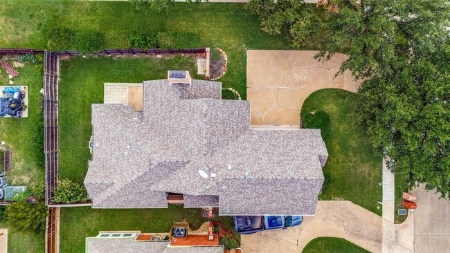 Building Photo - 7700 Windmere Ct