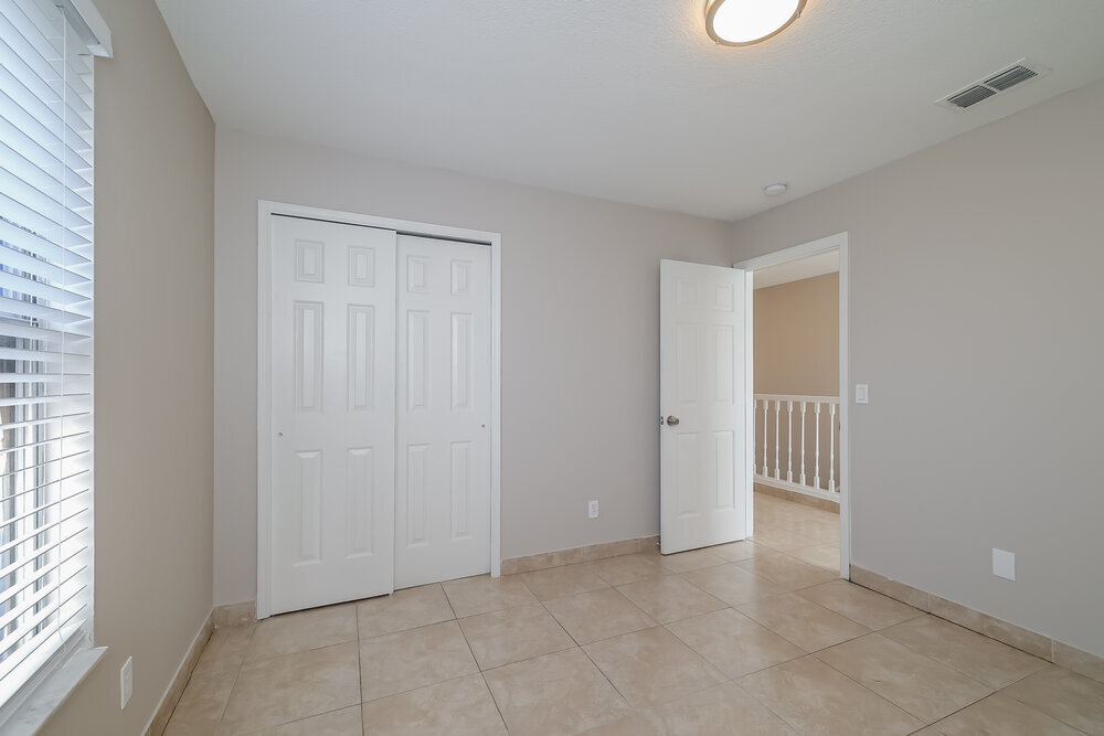 Building Photo - 3263 Fairfield Dr