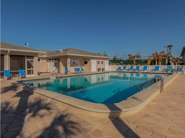 Building Photo - 106 Lazy River Rd