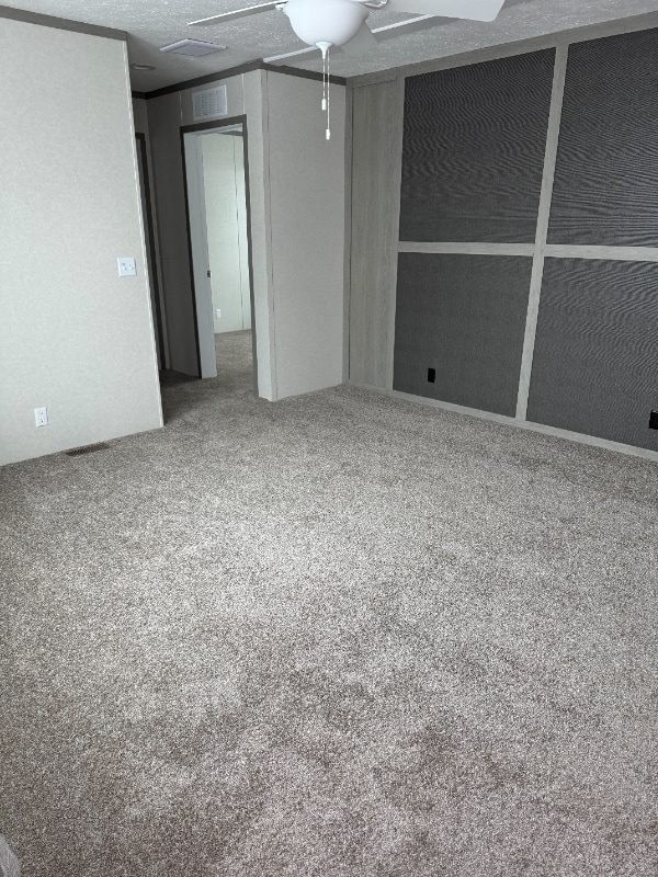 Building Photo - 72 Hunters Rill