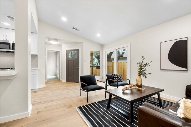 Building Photo - 4506 Dorsett Oaks Cir