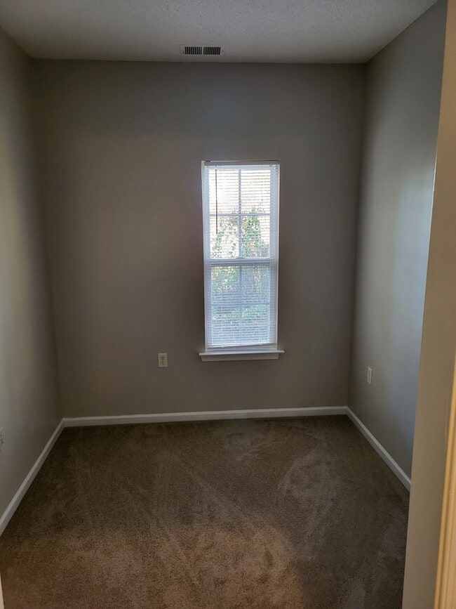 Building Photo - TARLETON OAKS