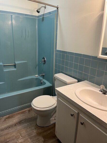 Building Photo - 930 Prospect St