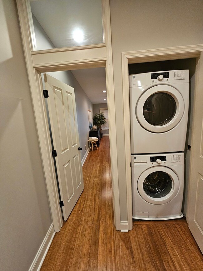 Building Photo - 3208 O'Donnell St