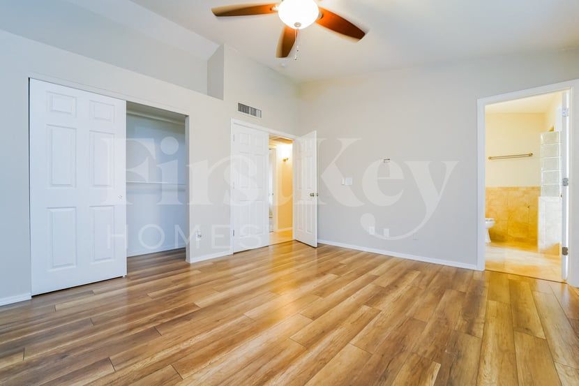 Building Photo - 10272 E Sky Castle Way