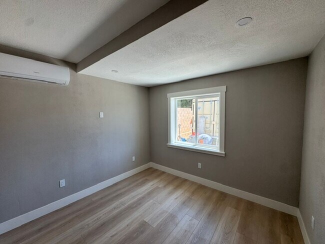 Building Photo - 25385 Avenida Ramada
