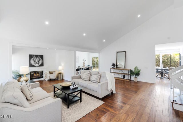 Building Photo - 4035 Cliffrose Ave