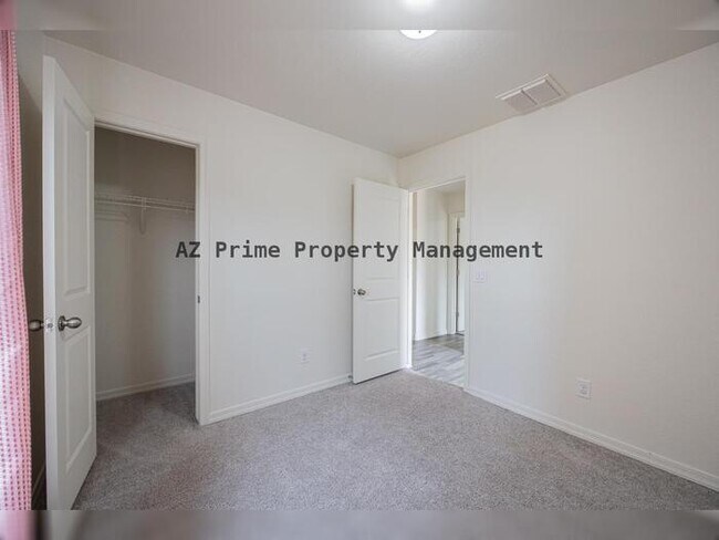Building Photo - 225 W Dewey Ave