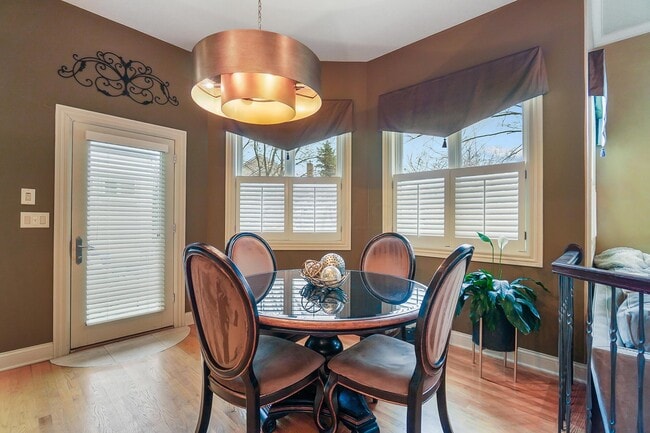 Building Photo - 6655 Traquair Pl