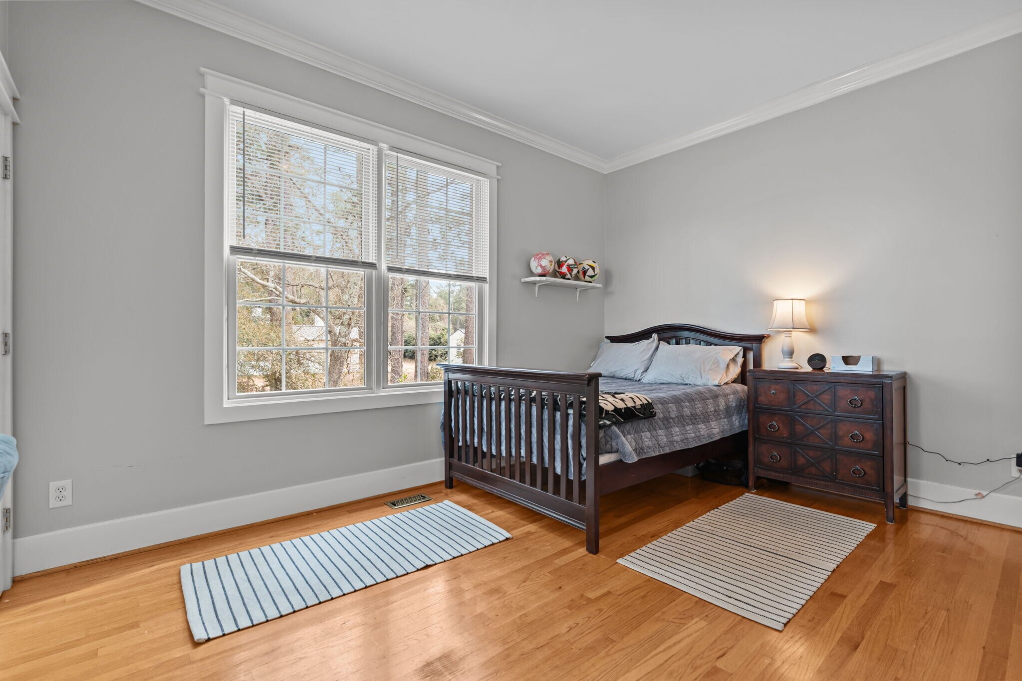 Building Photo - 2050 Midland Rd