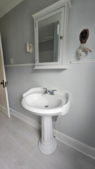Bathroom - 133 Western Ave