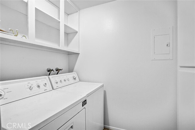 Building Photo - 1110 Strawberry Ln