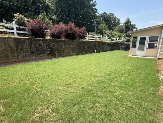 Building Photo - 34 Winding Creek Ct