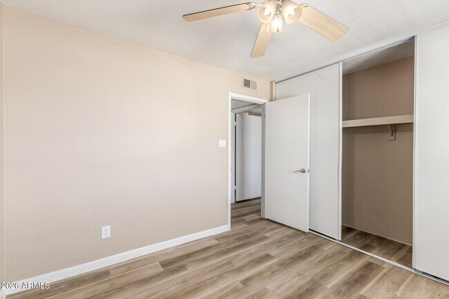 Building Photo - 5995 N 78th St