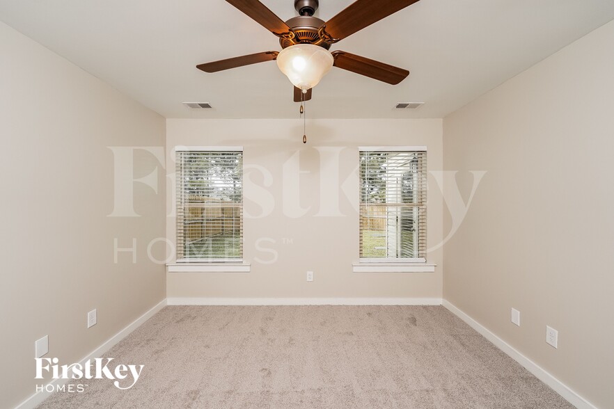 Building Photo - 579 Kincaid Cove Ln