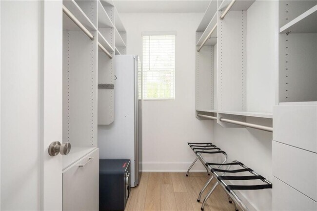 Building Photo - 1762 Beckham Pl NE