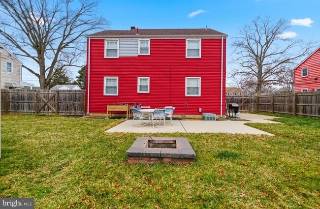 Building Photo - 40 Lee St