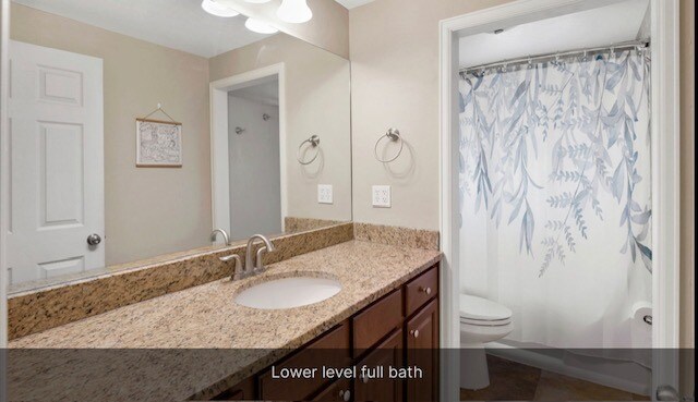 Bathroom - 3033 Zenobia St