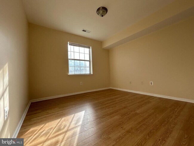 Building Photo - 8591 Falls Run Rd