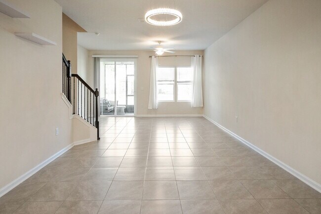 Building Photo - 73 Java Ln