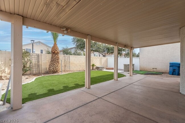 Building Photo - 5938 Gentleslope St