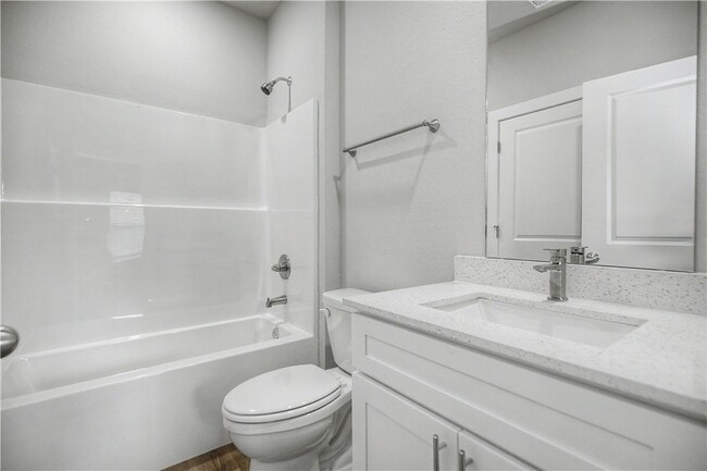 Building Photo - 401 S 29th St