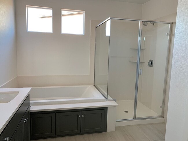 Building Photo - Home In Tracy Hills - Tenant occupied DO N...