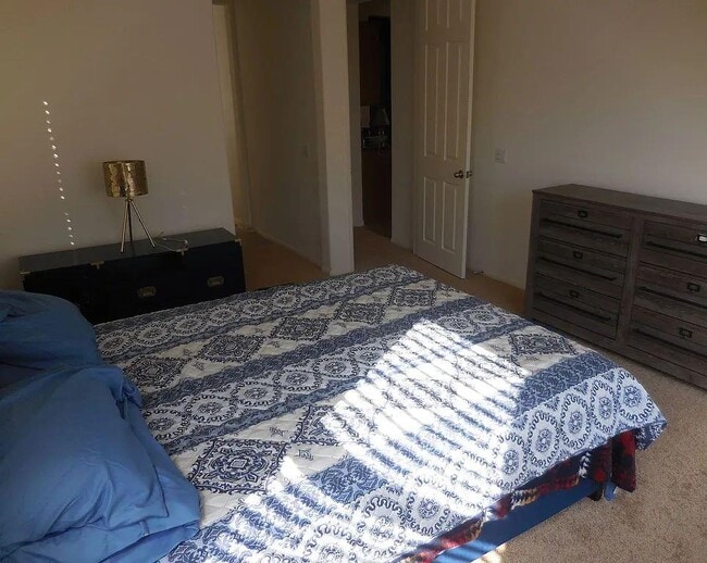 Building Photo - 62855 Kitetail Dr