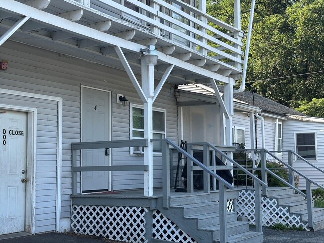 Building Photo - 1399 US-44
