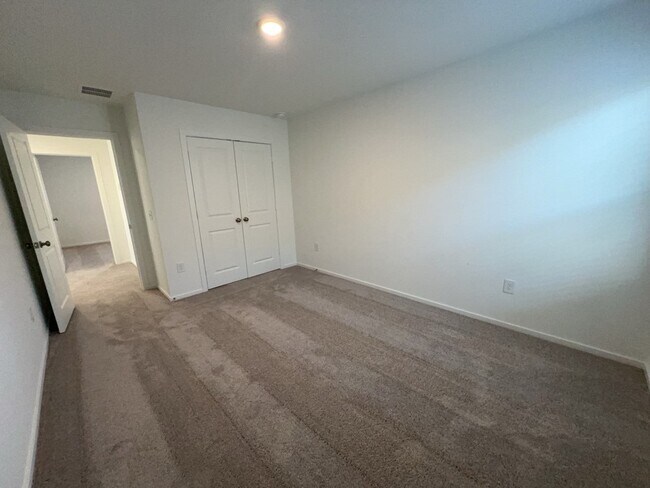 Building Photo - 15313 Dapple Blf Ln