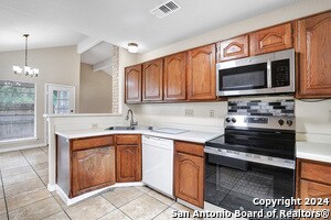 Building Photo - 9503 Elm Glen