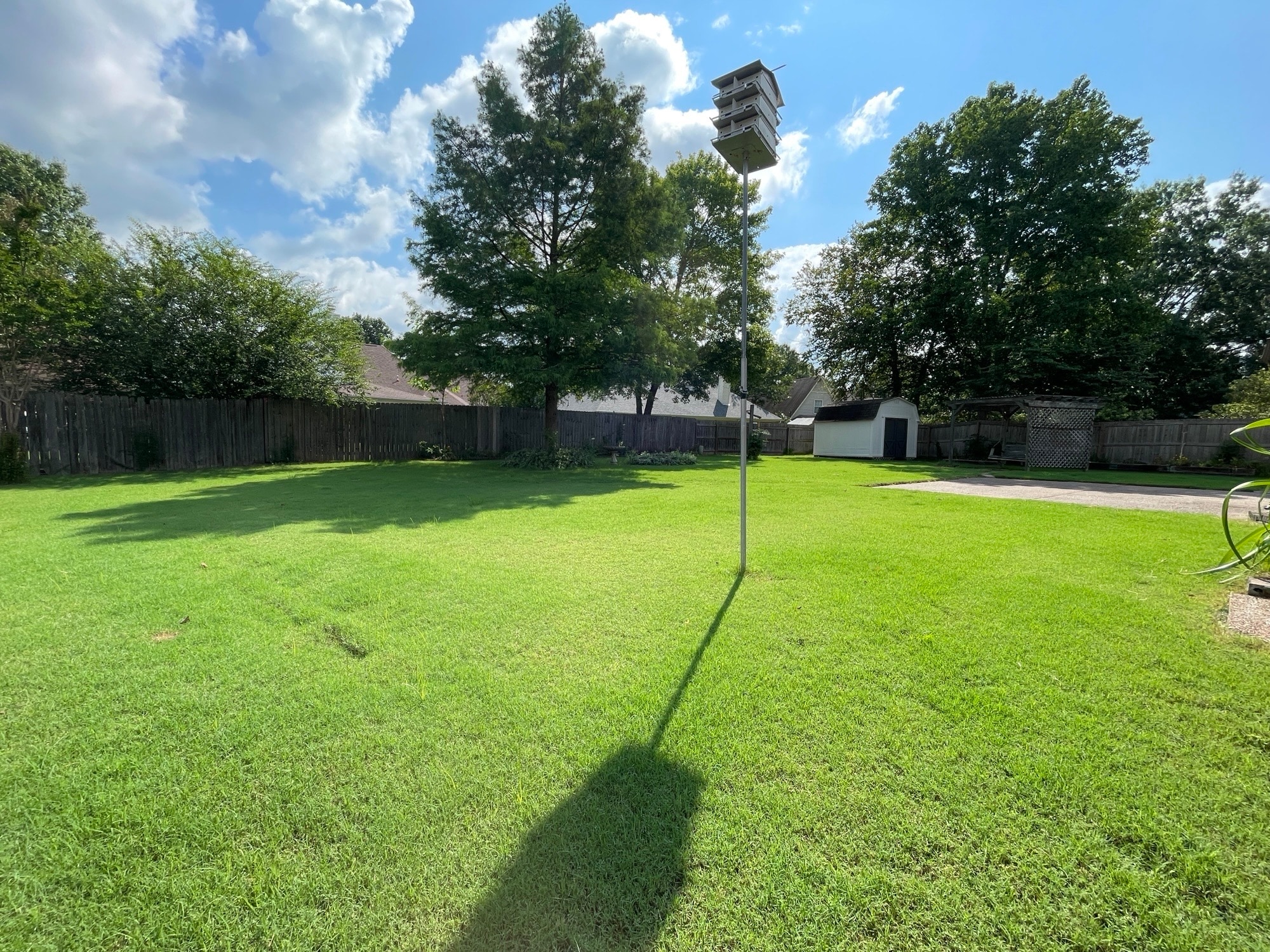 Building Photo - 1492 Howling Dr