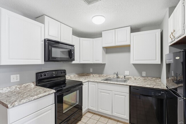 Building Photo - 219 Central St