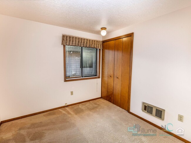 Building Photo - Charming 3-bedroom, 2-bath home in Seaside