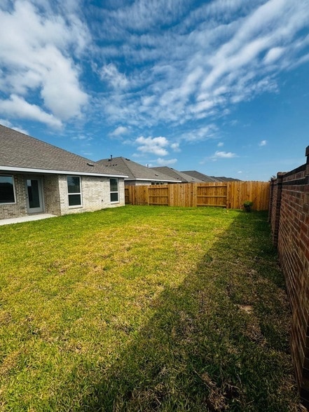 Building Photo - 3008 Pintail Green Dr