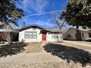 Building Photo - 2122 16th St