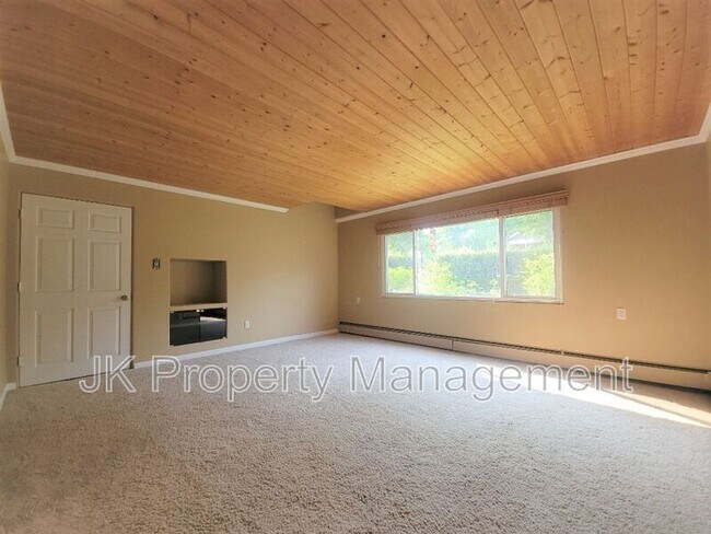 Building Photo - 1305 2nd Ave N