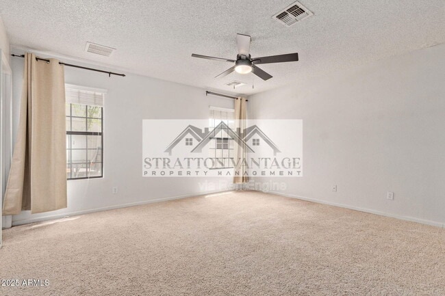 Building Photo - 733 E Halifax St