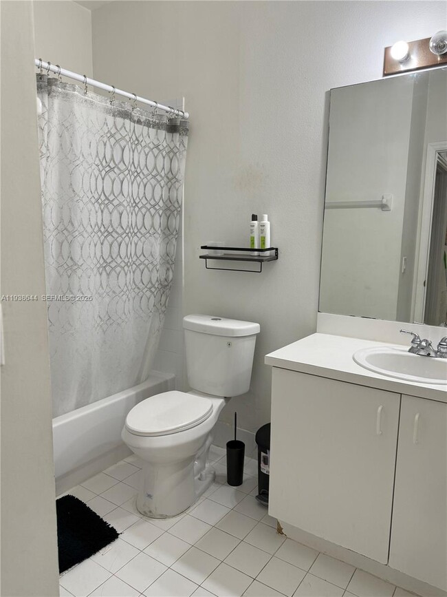 Building Photo - 7420 S Aragon Blvd