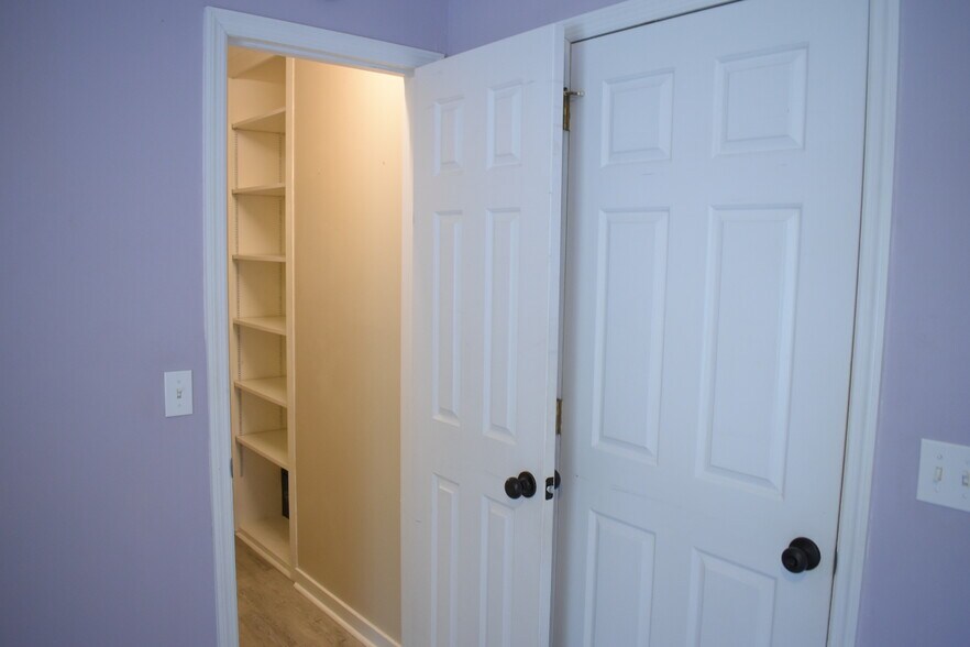 Building Photo - 7105 Centallion Ct