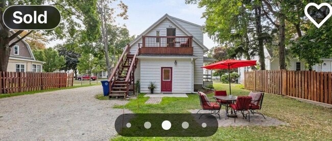 Building Photo - 717 4th St