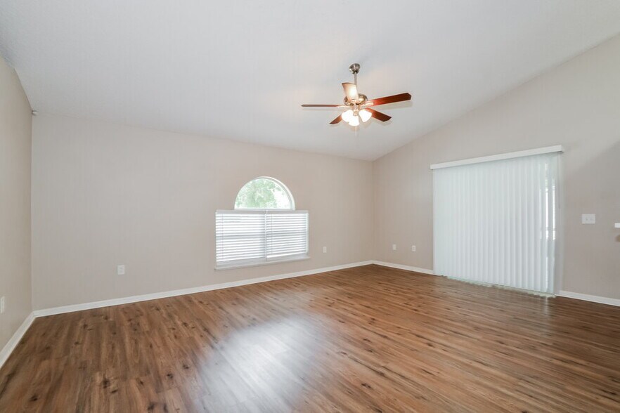 Building Photo - 1416 Muir Cir