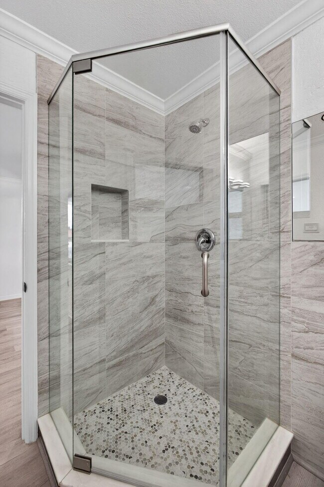 Building Photo - 624 Southwind Cir