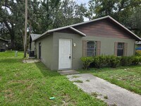 Building Photo - Move-In Ready 2BR/2BA Home with Modern Updates & Prime Zephyrhills Location!