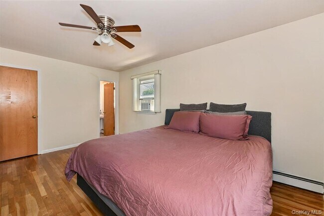 Building Photo - 568 Manville Rd