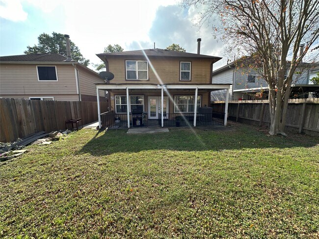 Building Photo - 6814 Cheshire Park Rd