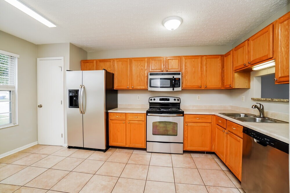 Building Photo - 2965 Brookwell Dr