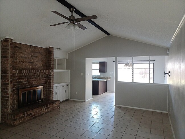 Building Photo - 7307 Foxwick Ln