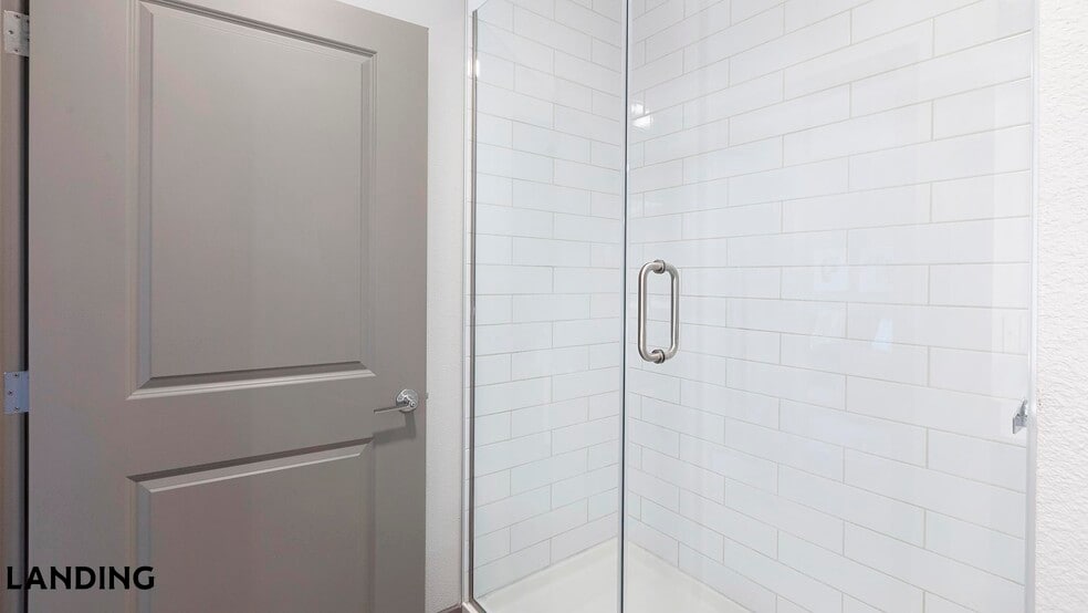 Building Photo - 3150 W Twain Ave