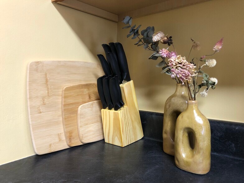 Building Photo - 109 Vintage Ave